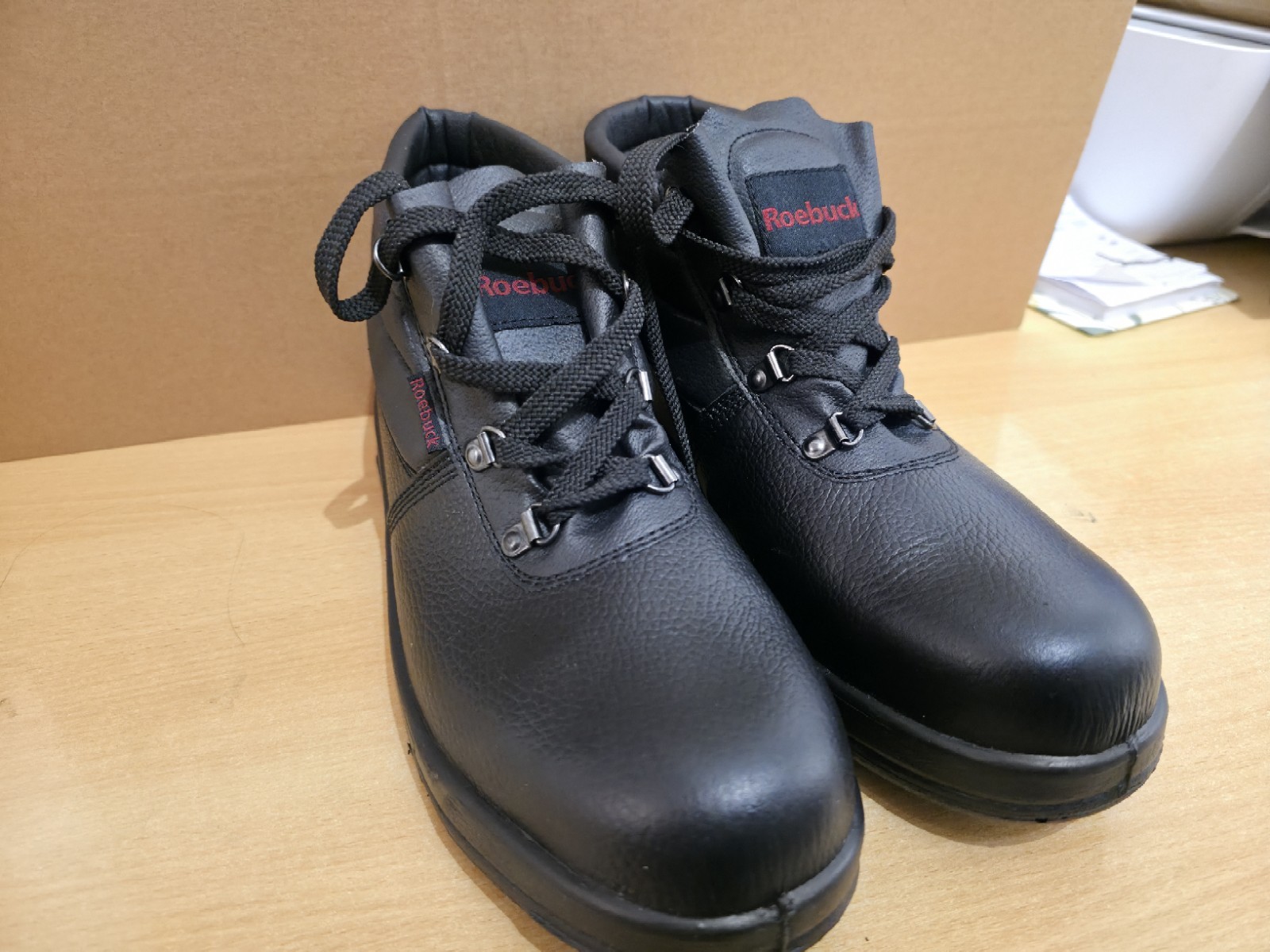 Men's RoeBucks Black Steel Toe Saftey Boots 6 Anti Slip Model Antistatic Size 10 - Image 4