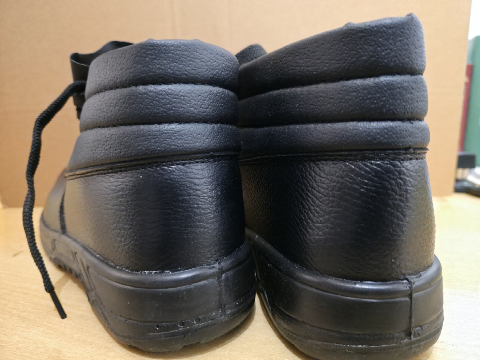 Men's RoeBucks Black Steel Toe Saftey Boots 6 Anti Slip Model Antistatic Size 10 - Image 9