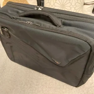 7 Pockets Laptop Bag